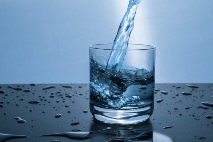 Tiszta vizet a pohárba!